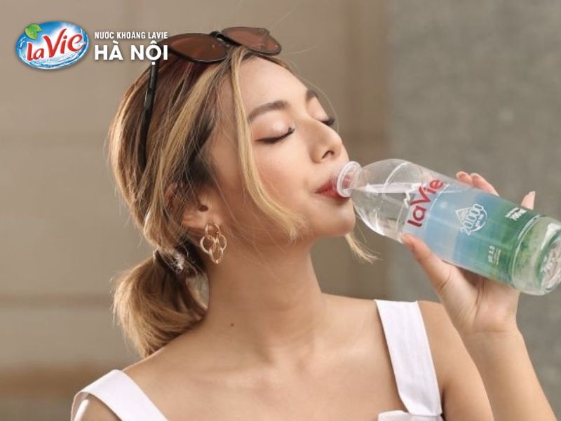 Đánh giá nước khoáng Lavie Đánh giá nước khoáng Lavie