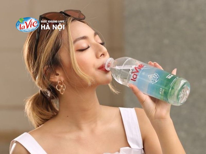Uống nước khoáng Lavie nhiều có tốt không?